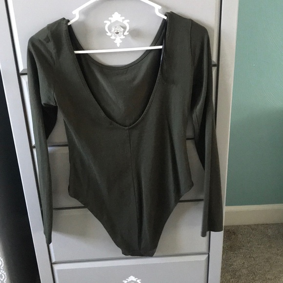 H&M Low back dark green body suit - Picture 2 of 2